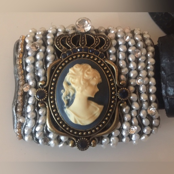Rustic style belt with cameo and genuine freshwater pearls (NEW) - Picture 2 of 10